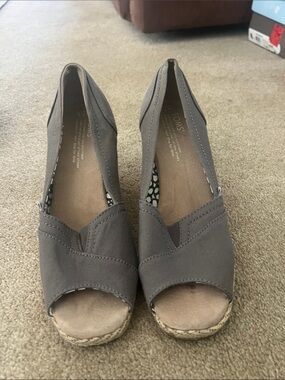 Toms Gray Canvas Wedge Peep-Toe Espadrille Heels